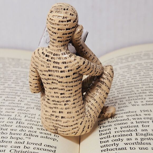 Resin Woman Reading Book Figurine Human Sculpture Bookends Bookshelf Words Skin - Picture 4 of 13